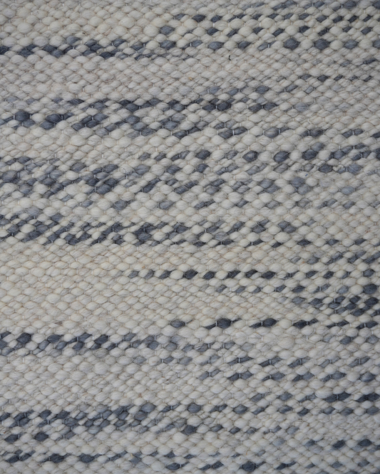 Makalani — Blue & White